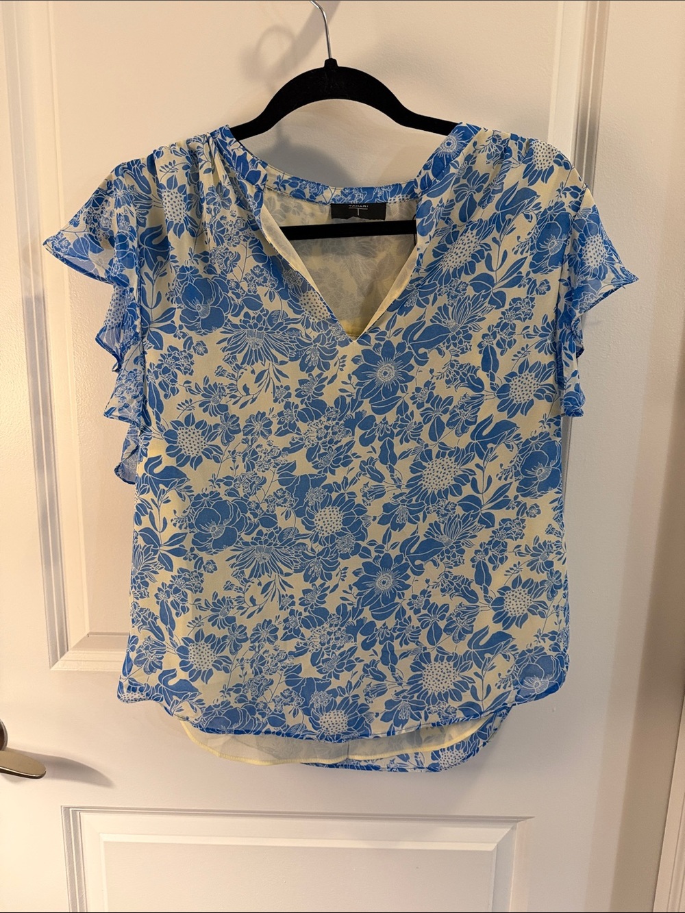 Tahari Cream Top with Blue Floral Print and V-Neck